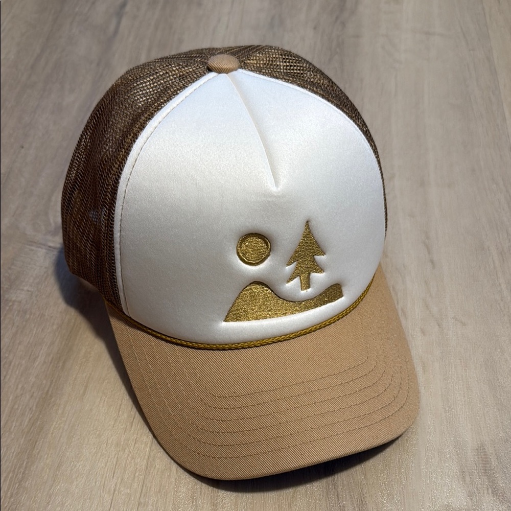 Women’’s Brown and White Trucker Hat - Mountains Winter ski/snowboard